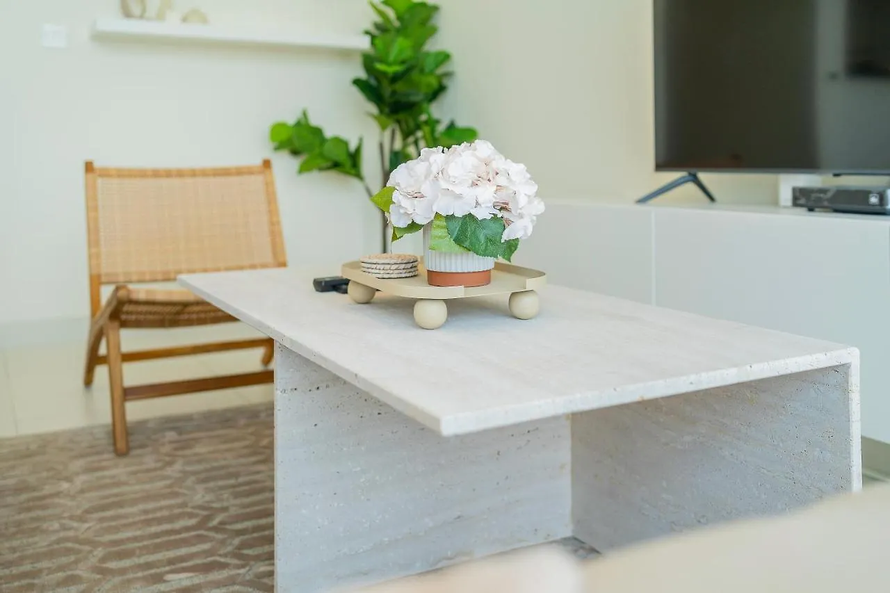 Monty Holiday Home - Charming Apartment With Canal View Near Dubai Mall