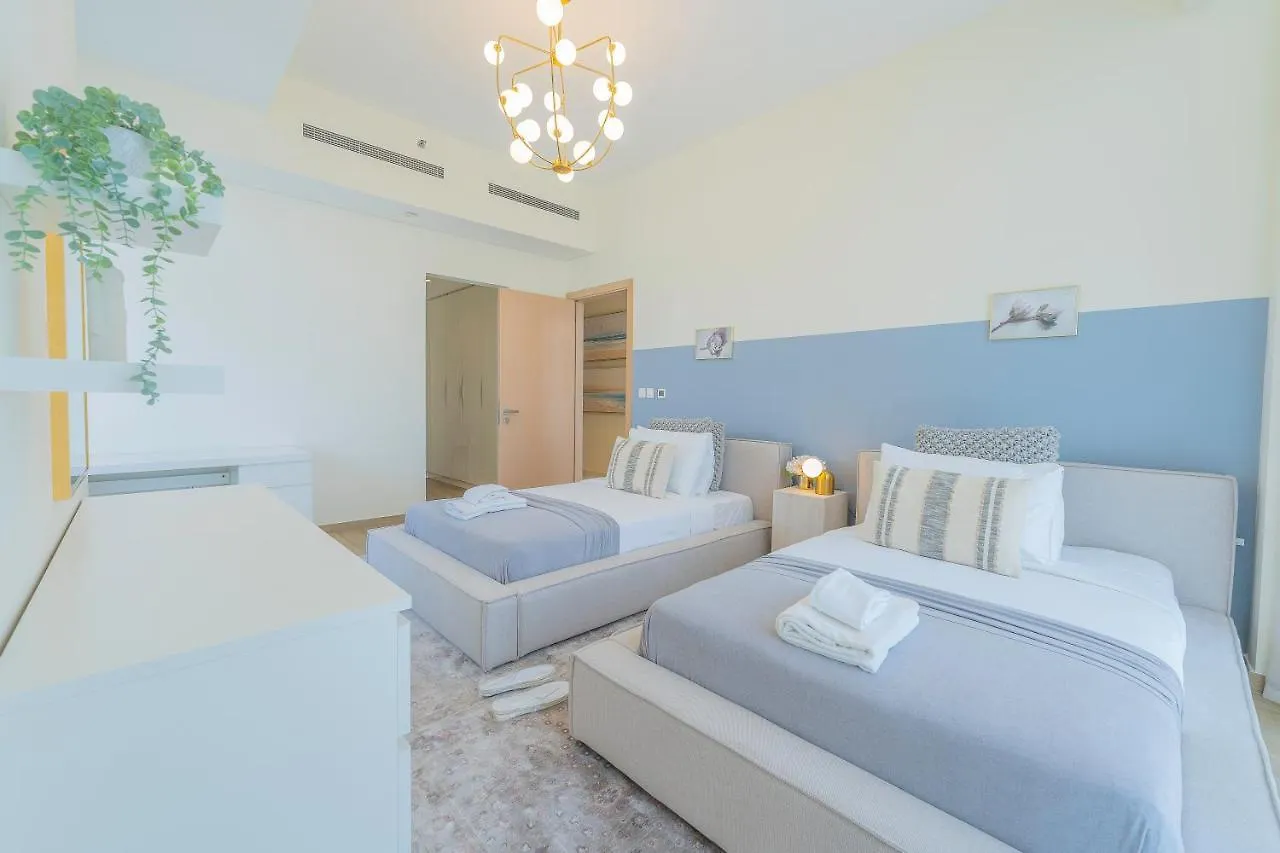 Monty Holiday Home - Charming Apartment With Canal View Near Dubai Mall